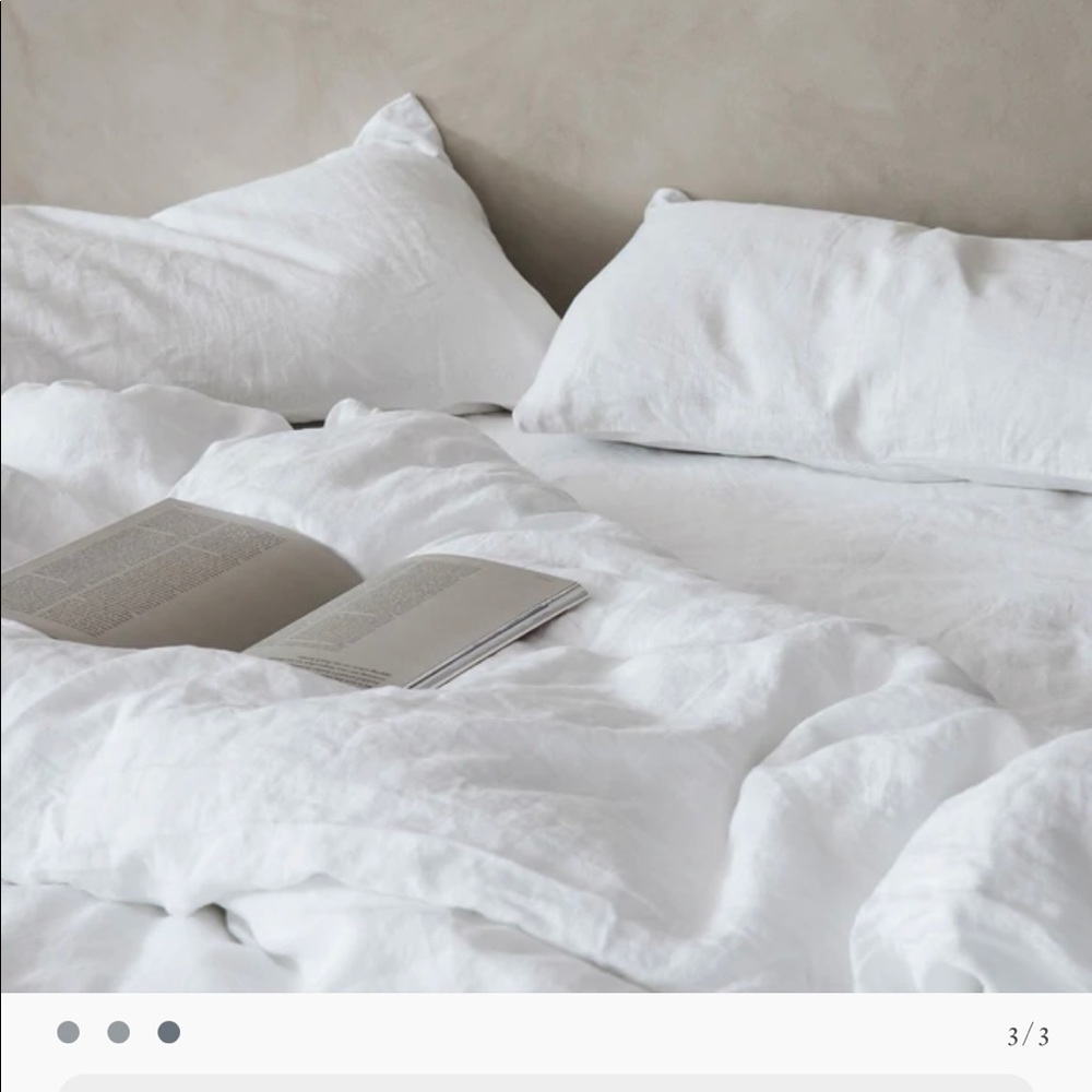 Cultiver Linen Duvet Cover in White